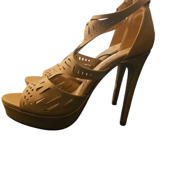 NWOT Golden Tan Cutout Platform Heels By Delicious Shoes Women's Size 7.5 - Picture 3 of 10